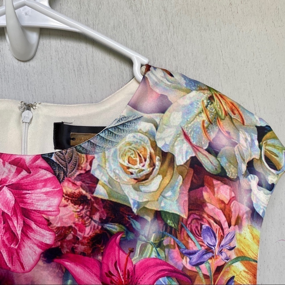 Alexia Admor Pink Rose & Sunflower Neoprene Sheath Dress | Floral Scuba Dress - Picture 6 of 10
